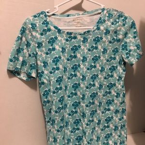 White Stag Ladies shirt. Size small 4/6